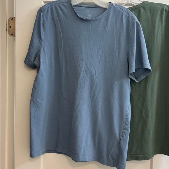 H&M Slim Fit Tees - Picture 5 of 6